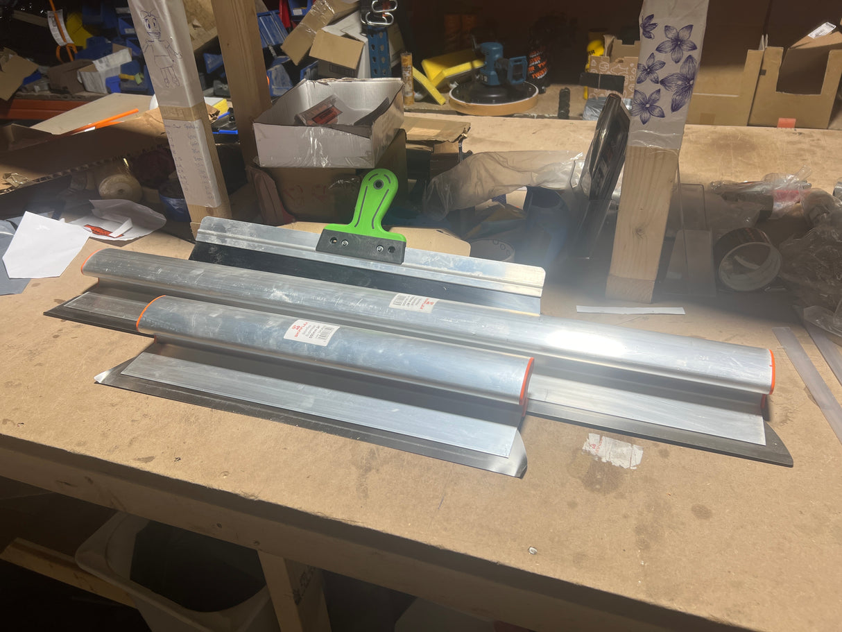 40 and 22” spatula and 24” spatula