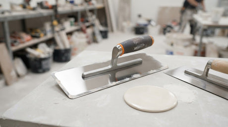 240 mm Medium Isosceles Trapezoid Venetian Trowel: A Buyer’s Guide