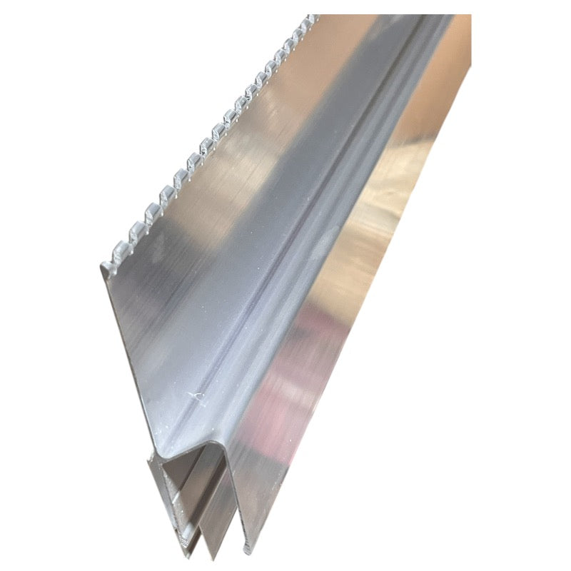 Serrated Feather Edge Toothed Derby Skimflex Plastering Rendering