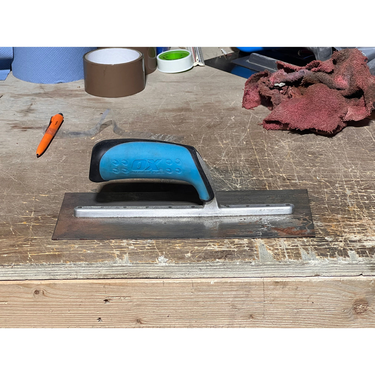 Ox carbon steel trowel 11”